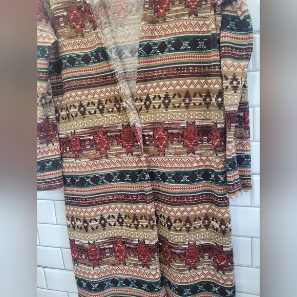 CATO Women’s South Western Geometric Print Three Quarter Length Cardigan Hoodie - Picture 2 of 6